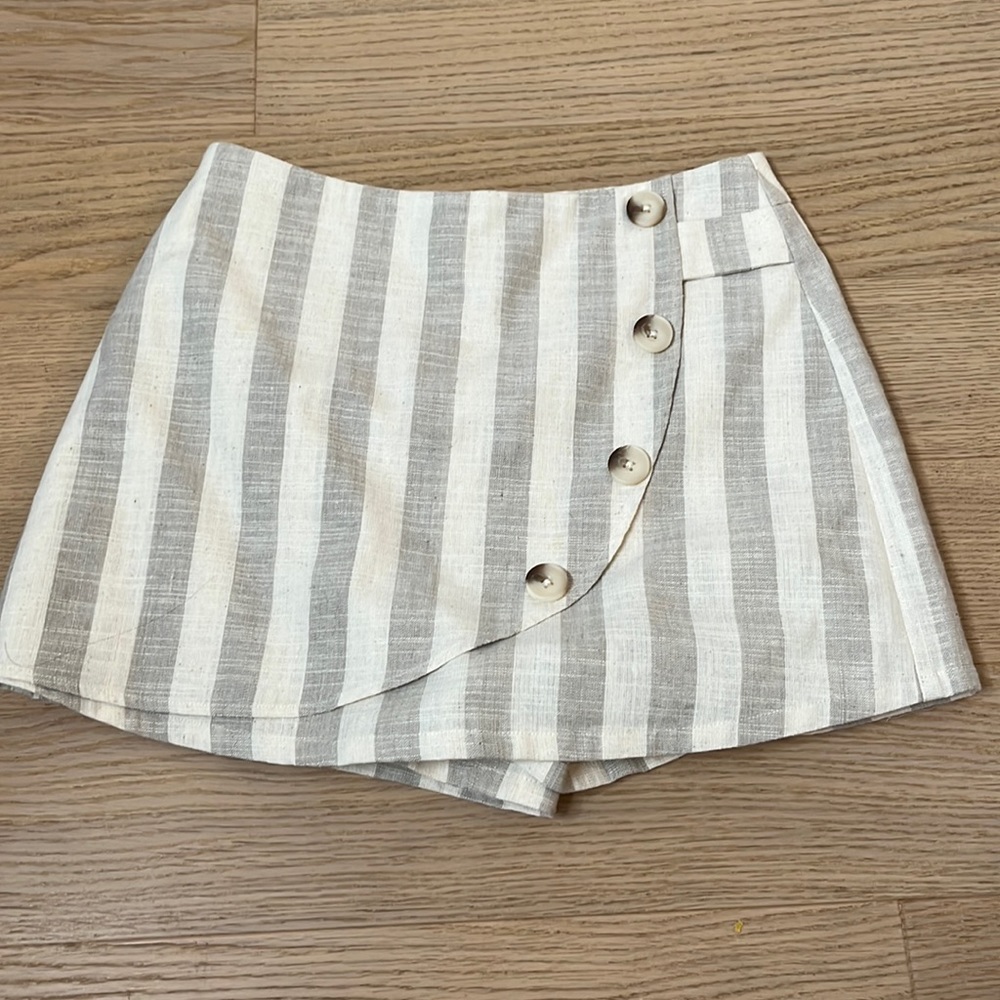 Majorelle Vivian Skort in beige stripe small